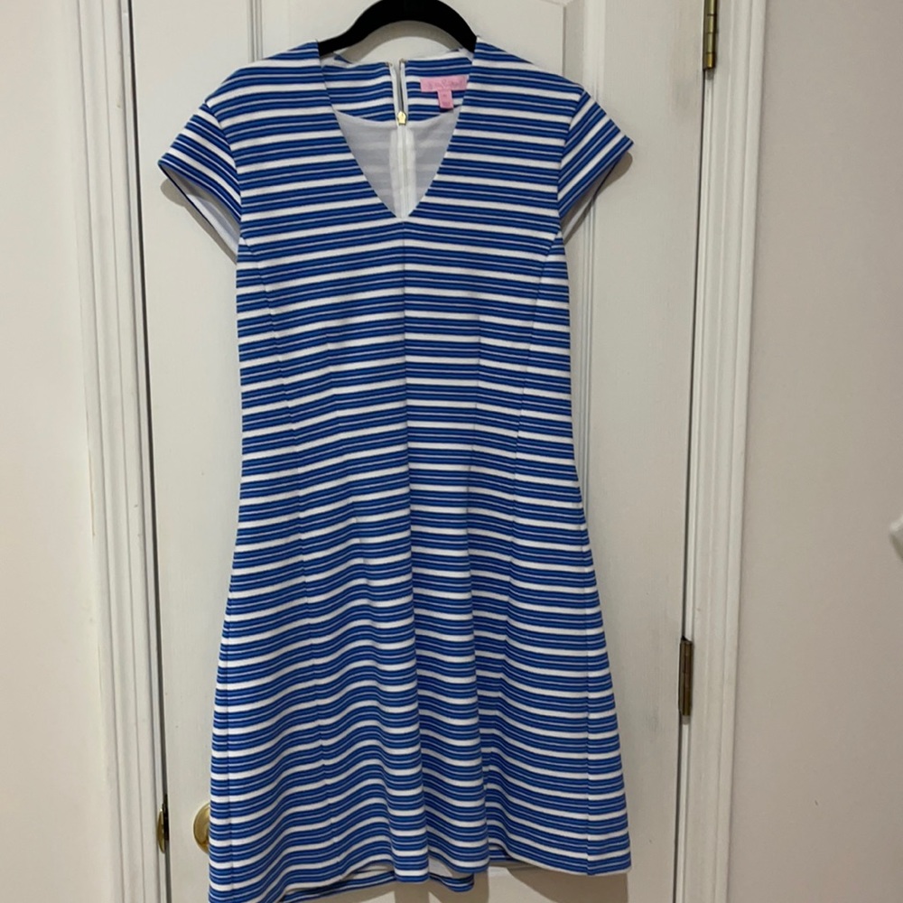 Lilly Pulitzer Dress size medium NWOT